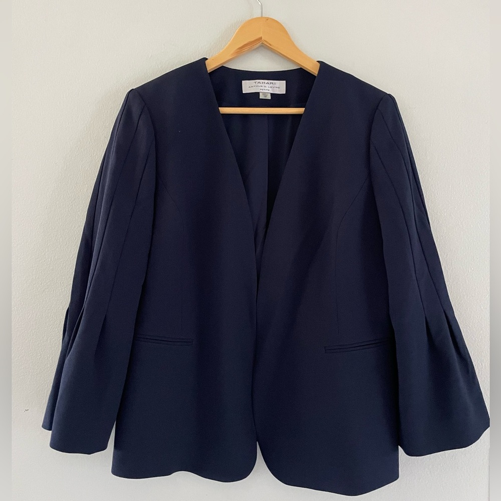 Tahari Deep Blue Blazer